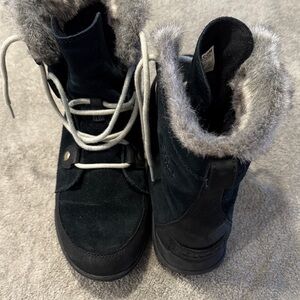 Sorel Black Fur-Lined Winter Boots 9.5 womens